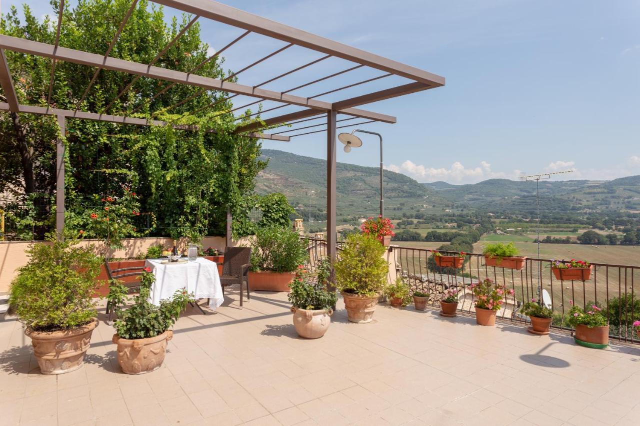 Albergo Il Cacciatore Spello Eksteriør billede