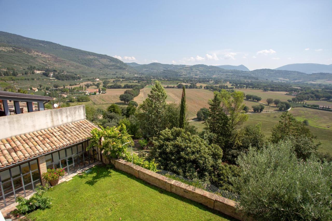 Albergo Il Cacciatore Spello Eksteriør billede