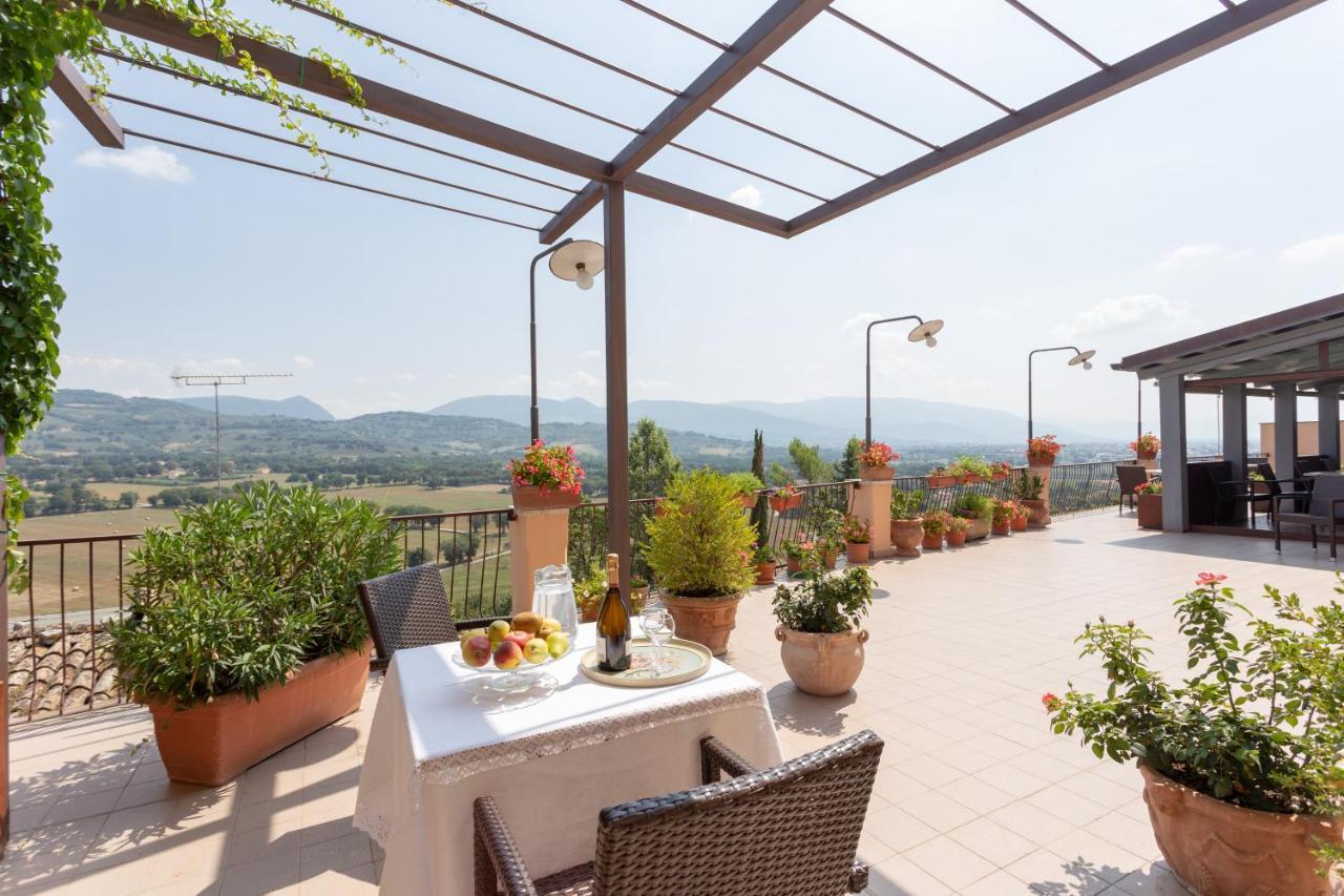 Albergo Il Cacciatore Spello Eksteriør billede
